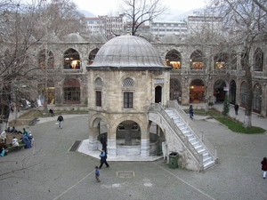 8 Bursa monument