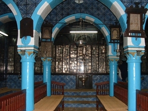 1 Djerba_Ghriba synagoge van Hara Sghira_waar de oudste thora ter