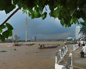 2_Bangkok_Chao Phraya rivier_brug