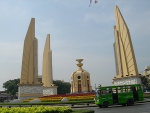 2_Bangkok_Monument voor democratie