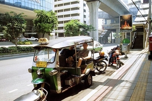 2_Bangkok_verkeer_Tuk-Tuk-rit
