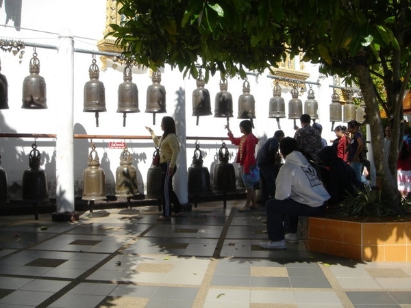 6_Chiang Mai_Doi Suthep_Wat Phra That_klokken