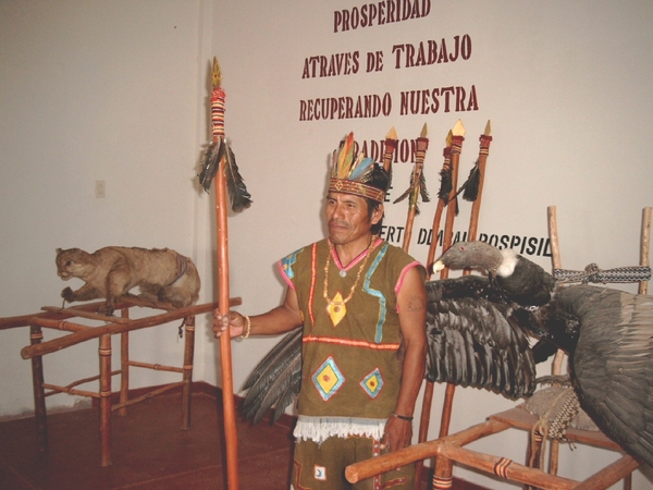 3NA S476 Nasca Museum pose