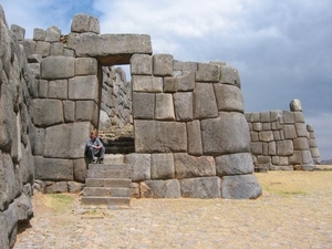 5CU IN Cusco Sacsayhuaman2