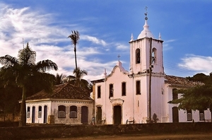 4 Paraty_kerk