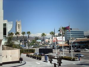 1a  Los Angeles_Hollywood_Babylonian Wall_zicht op Hollywoodsign_