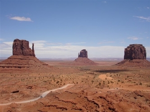 4a Monument Valley_de drie gezusters_beelden uit film van John Wa