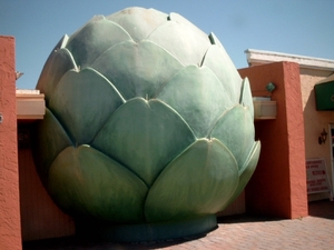 6b1 Pacific_Coast_Highway_artichoc_center_SIMG2395