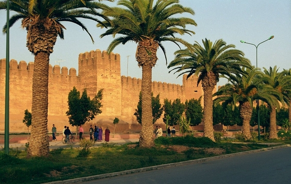 1b  Agadir--Ouarzazate  Taroudant  verdedigingswal