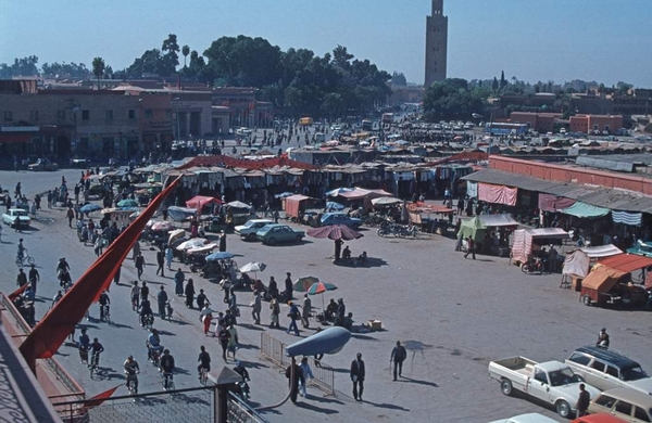 8 Marrakech  Djemaa el Fna plein 3