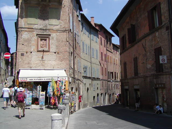 tweesprong : kies opgaande of dalende weg.