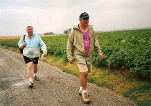 01 Heroic walkers (2004)