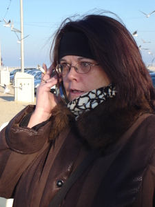 HALLO?