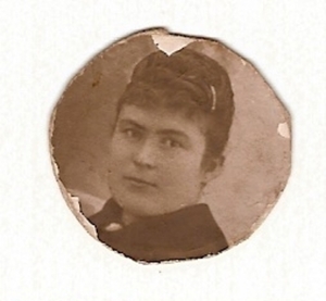 01 My grandmother anno 1920