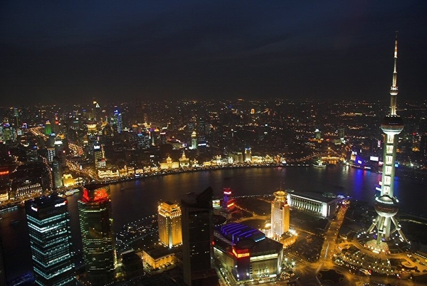 1 Shanghai _de bund_luchtzicht bij avond