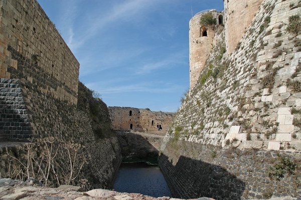 3e  Krak des Chevaliers _gracht