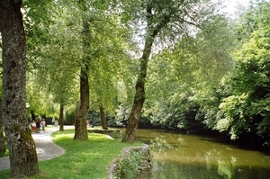 1_SLO Postojna _grotten _rivier buiten de grotten        4