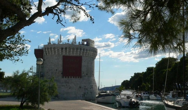 2d_KRO_Trogir_jachthaven