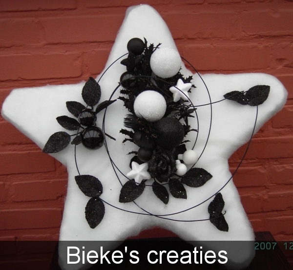 kerst ster zwart wit isomo bieke's creaties