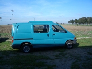 10_HiAce_camper_hefdak[1]