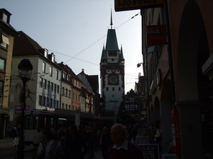 078-Toren in de stad