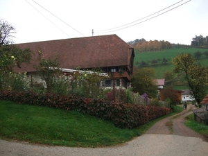 002-Mooi zicht op woning en dal