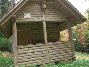 040-Rusthokje