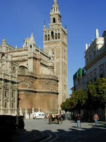 3SE_GI IN Sevilla_Giralda_kerk 2