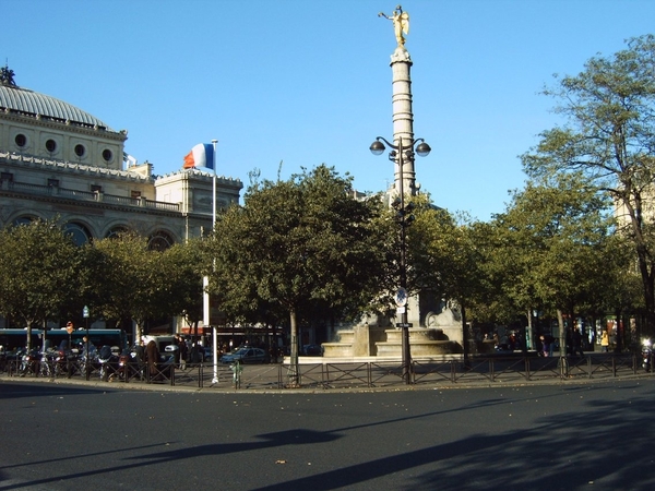 9A Place du Chatelet 2