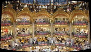 9B7 ET-PC  Galeries Lafayette _hoofdhal