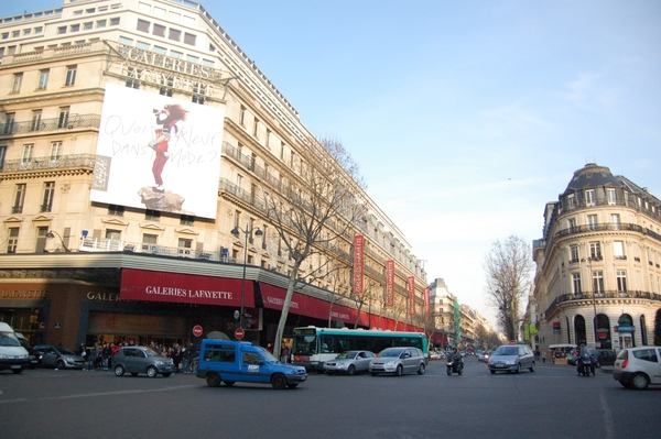 9B7 ET-PC  Galeries Lafayette
