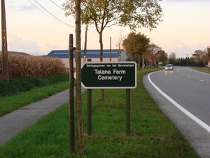 DSC4683-Talana Farm Cemetery