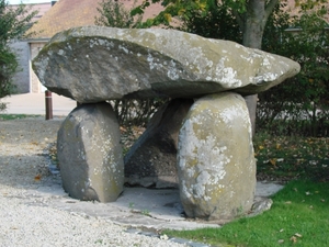 DSC4515-Carrefour des Roses-Dolmen