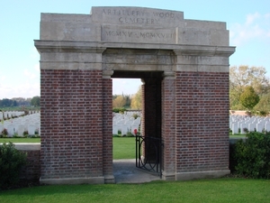 DSC4518-Artillery Wood Cemetery