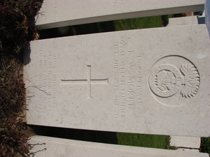 DSC4547-Welsh Cemetery - Caesar's Nose-Morris