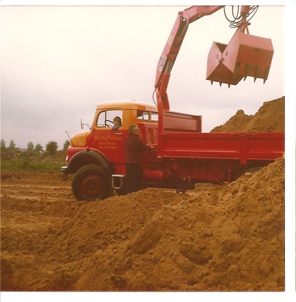 1ste autokraan Mercedes 1513 4x4  1978