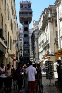 LIFT IN LISSABON