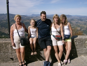 Oma Jody Patrick Tania Shana