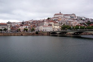 1b Coimbra _zicht vanaf rivier
