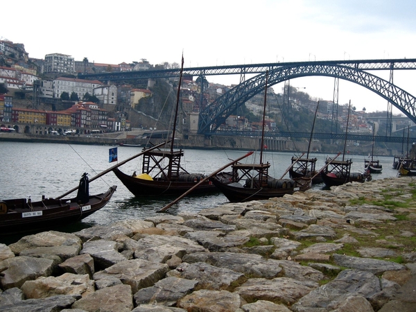 4  Porto _Douro rivier en ijzeren brug 2