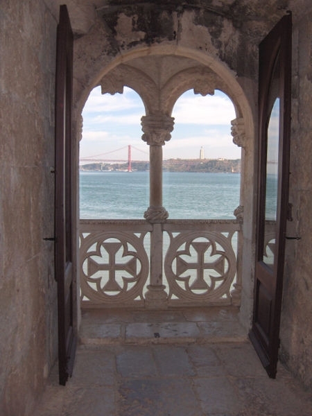 2 Lissabon _Belem toren _Venster in Manuelstijl, met uitzicht op 