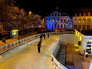 IJSPISTE-KERSTMARKT ROESELARE