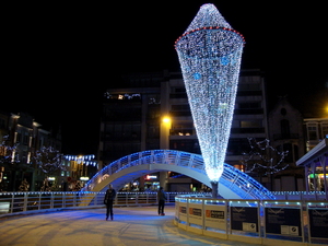 IJSPISTE-KERSTMARKT ROESELARE