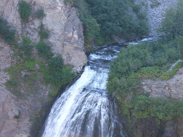 mazama falls