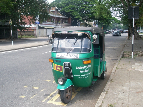 een van onze tuk tuk's