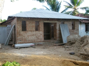 bouw toiletten complex school Ethukala