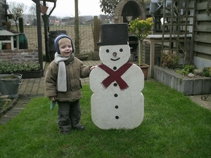 Emile met sneeuman2