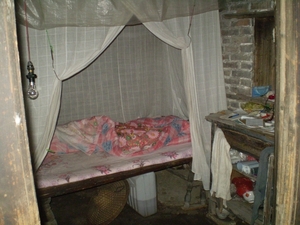 en hier de slaapkamer