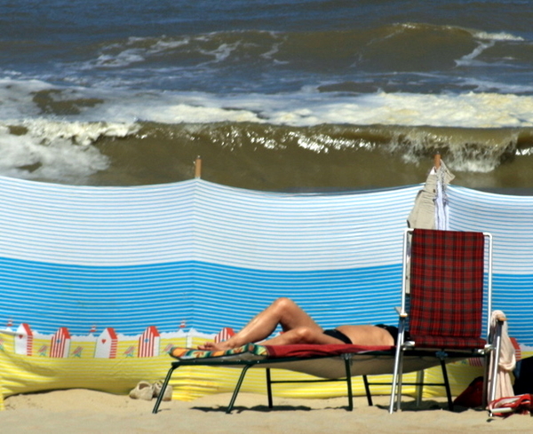 De Panne - zonnebaadster