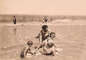 Uit de oude doos - Koksijde- toen was geluk heel gewoon !